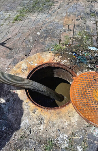 https://blockeddrainslandsdale.com.au/uploads/2025/07/blocked-drains-50219.jpg